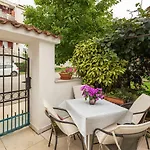 Apartman Modernes Nur 300 Meter Zum Mit Terrasse, Privatparkplatz, Wifi