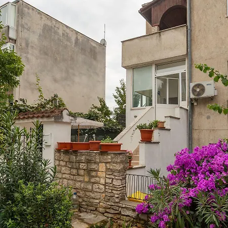 Modernes Nur 300 Meter Zum Mit Terrasse, Privatparkplatz, Wifi بوريتش
