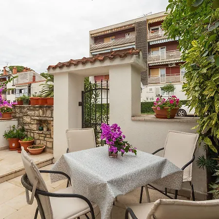 Modernes Nur 300 Meter Zum Mit Terrasse, Privatparkplatz, Wifi * بوريتش